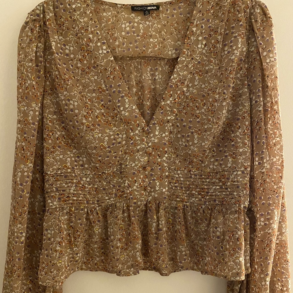 BRAND NEW Going out crop top fashion nova size XL